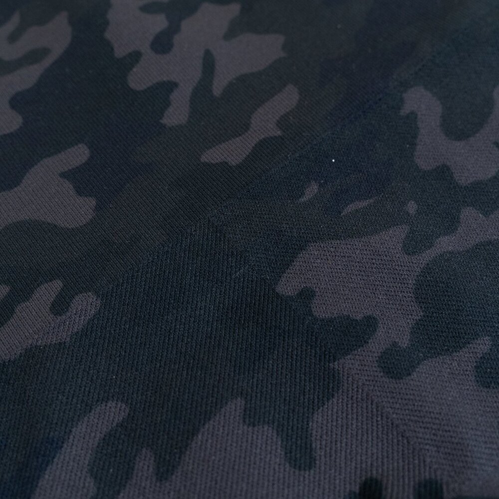🚨 SPANX Black Camo Seamless Leggings 24" Look at Me Now - Picture 7 of 11